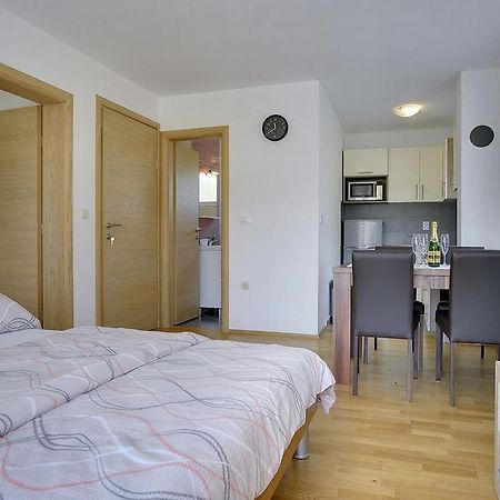 Apartments Kralj Medulin Luaran gambar