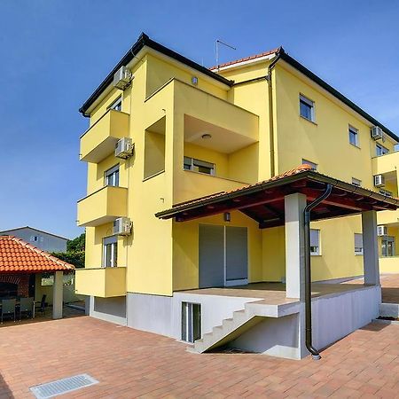 Apartments Kralj Medulin Luaran gambar