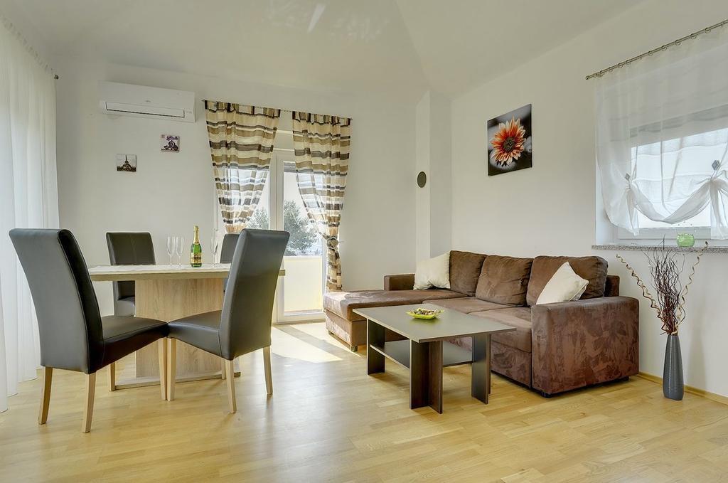 Apartments Kralj Medulin Luaran gambar