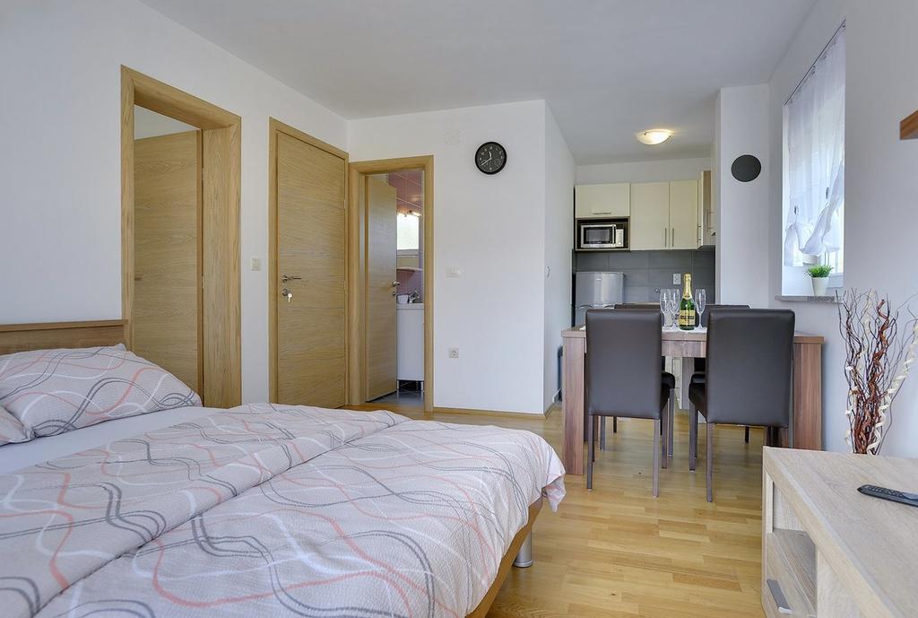 Apartments Kralj Medulin Luaran gambar