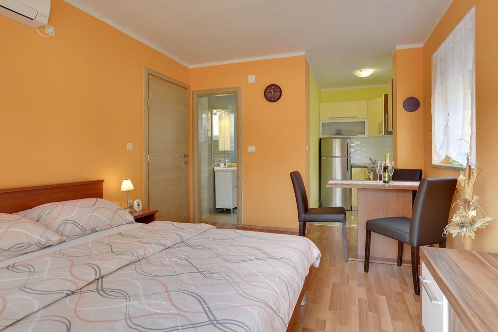 Apartments Kralj Medulin Luaran gambar