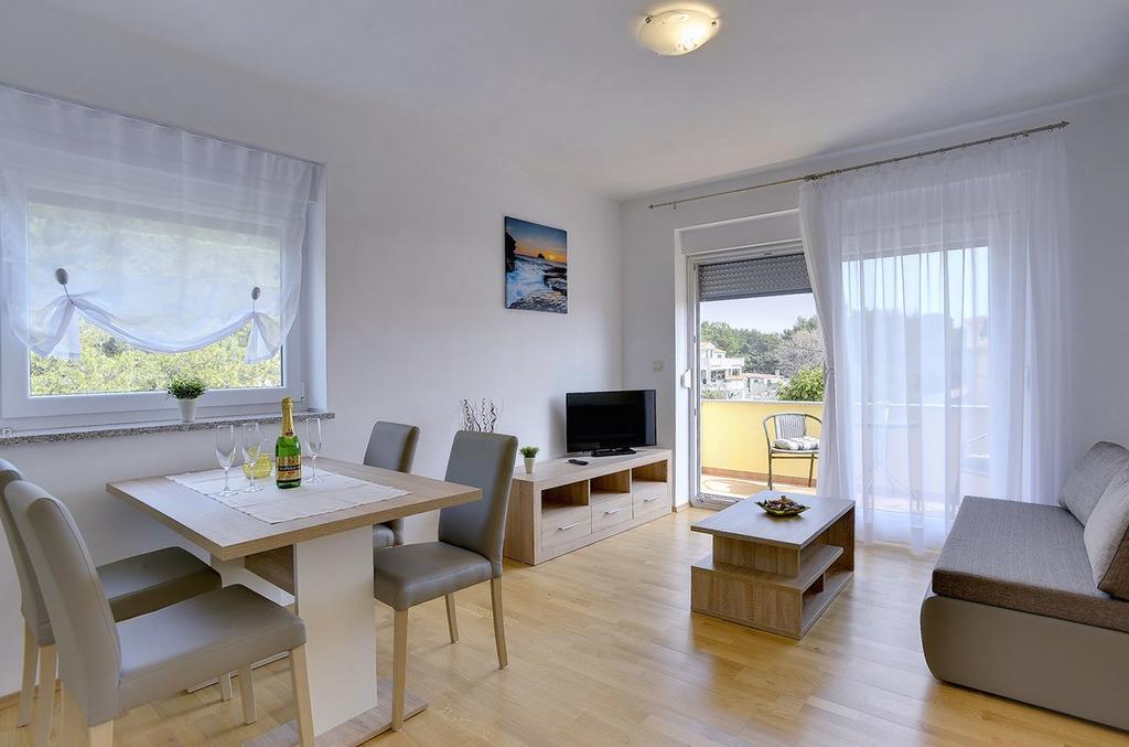 Apartments Kralj Medulin Luaran gambar