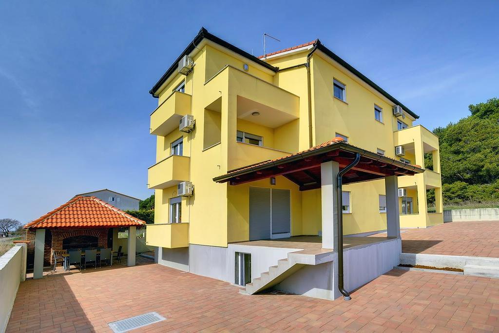 Apartments Kralj Medulin Luaran gambar